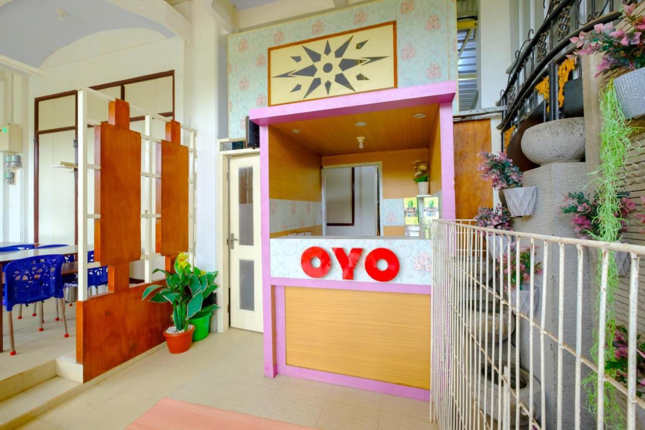 Oyo 3088 Green Valley House Senggigi Exterior foto