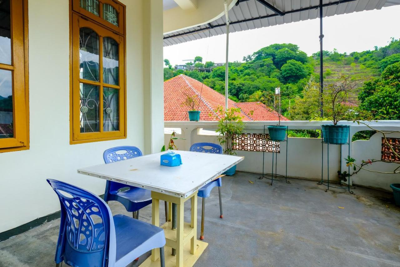 Oyo 3088 Green Valley House Senggigi Exterior foto